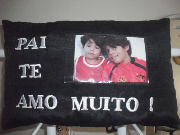 ALMOFADA BORDADA DIA DOS PAIS